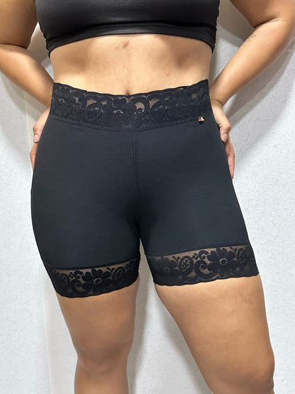 FAJA SHORT LEVANTA COLA SITI